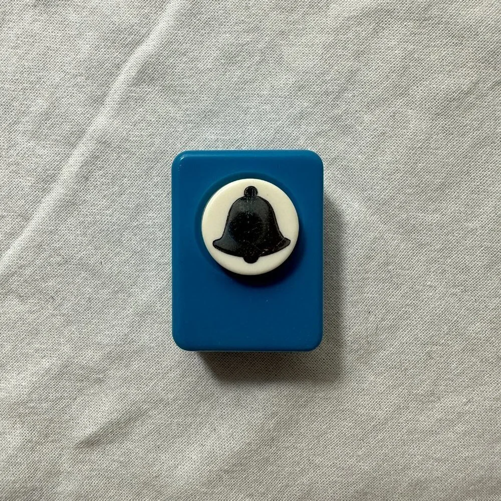 Scrapbooking Paper Punch - Bell Shape